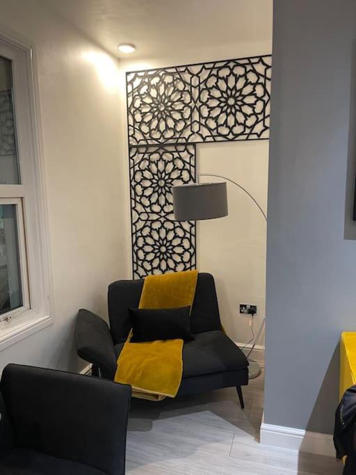 One Bedroom Duplex Apartment Located In Cowley. Oxford Exteriér fotografie