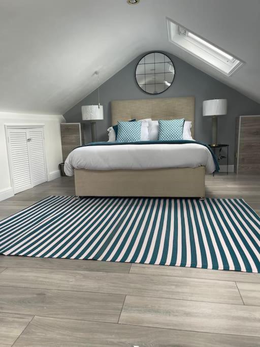 One Bedroom Duplex Apartment Located In Cowley. Oxford Exteriér fotografie